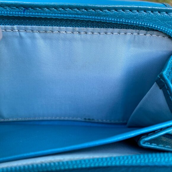 Coach Teal Leather Small Bifold Wallet - Picture 7 of 13